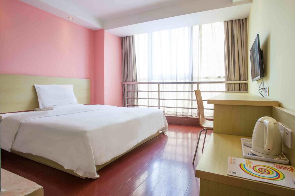 7Days Inn Chengdu North Railway Station Room photo